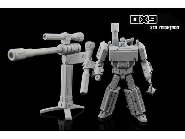 DX9 War In Pocket X13 Mightron Figure Details And Images   Not G1 Megatron And Gun  (1 of 4)